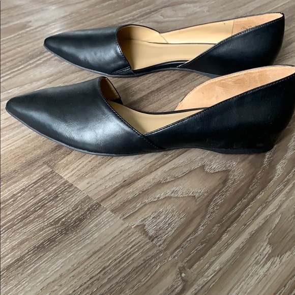 Beautiful black leather flats to dress up or down - Picture 3 of 7